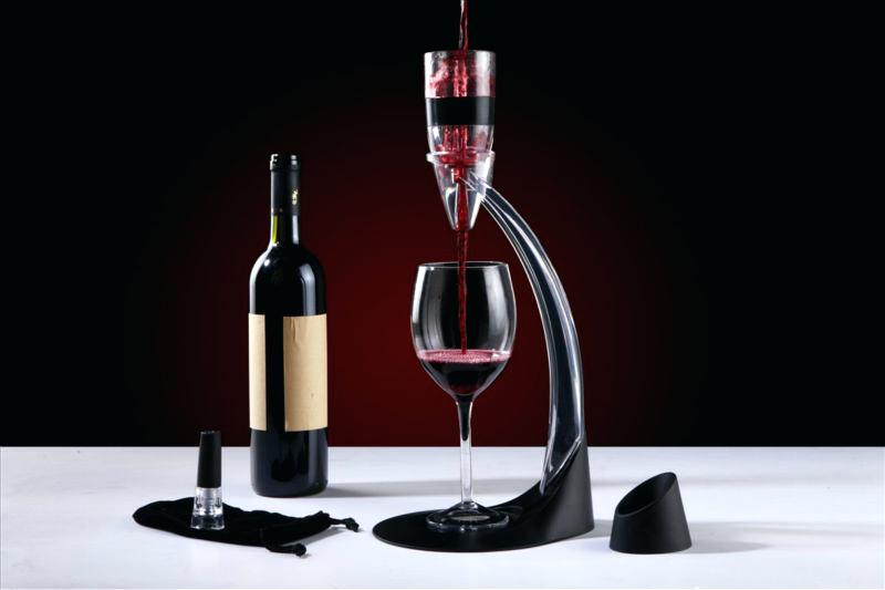 Аэратор для вина «Magic Decanter Deluxe»